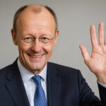 friedrich_merz_winkt_ohne_text_under200kb